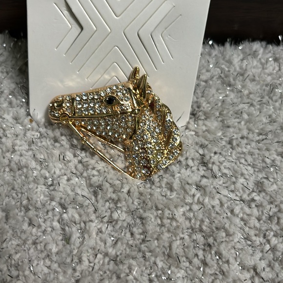 Horse blinged out brooch pin! - Picture 2 of 3
